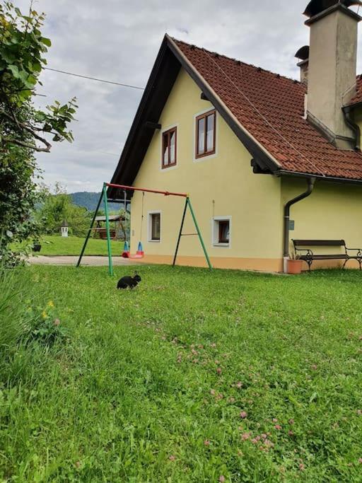 Charmantes Ferienhaus In Bester Lage Keutschach am See Exteriér fotografie